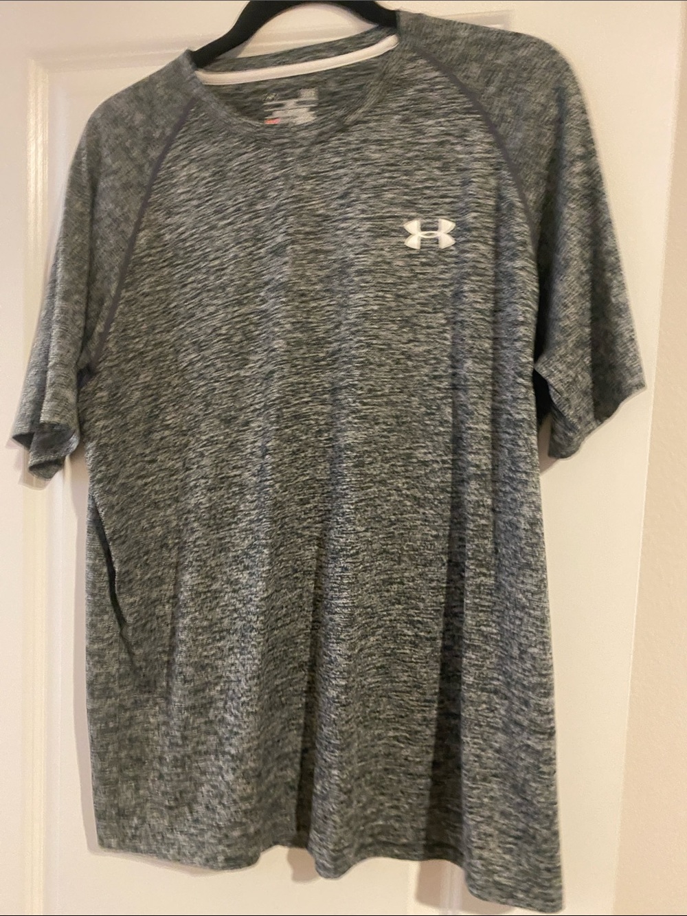 Under Armour L T-shirt